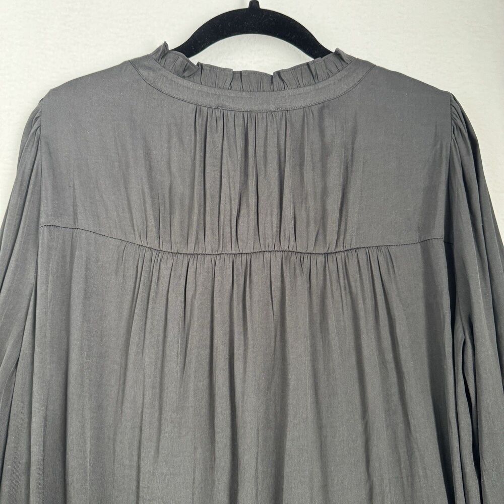 Rose + Olive Blouse Women L Charcoal Gray Ruffle Button Front Boho Romantic Top - Picture 4 of 7
